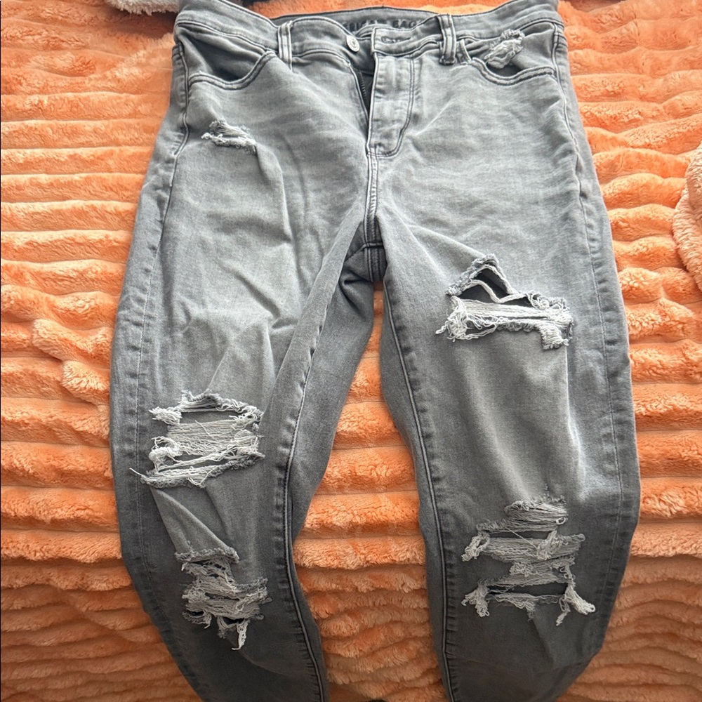 American Eagle Outfitters Gray Ripped Boyfriend Jeans